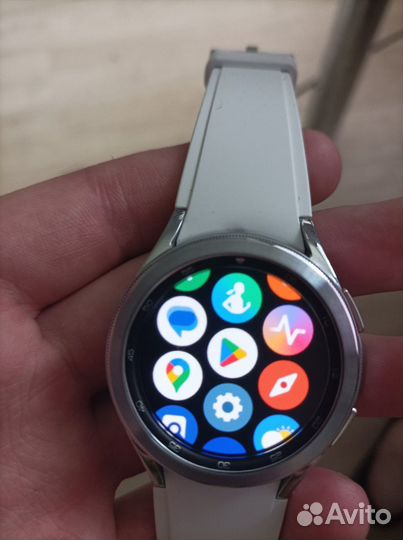 Смарт часы Samsung Galaxy Watch4 40 мм Wi-Fi NFC