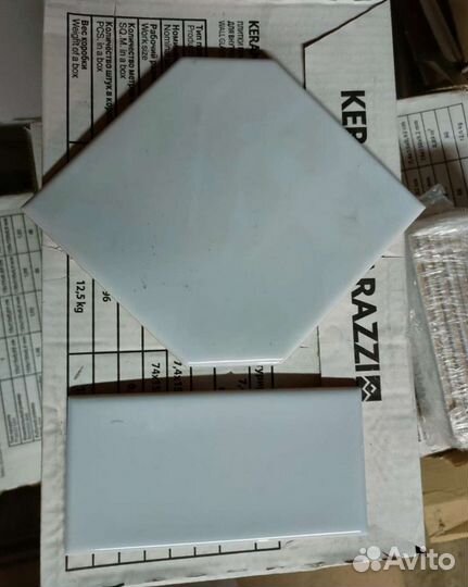 Керамическая плитка настенная