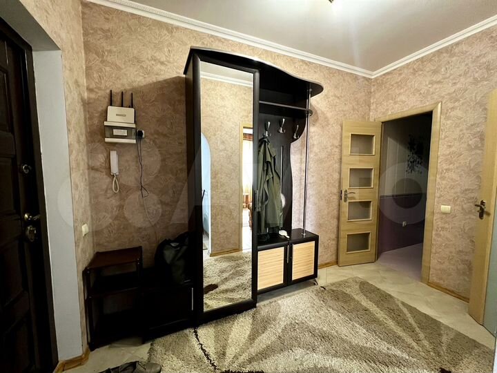 1-к. квартира, 42 м², 1/10 эт.