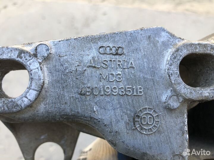 Кронштейн двигателя audi a6 c5 passat b5