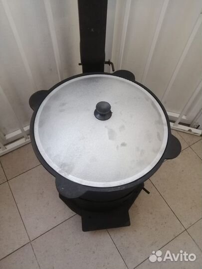Казан чугунный с печкой новый 12 литр