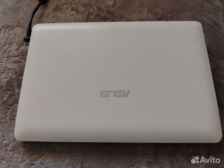Нетбук asus
