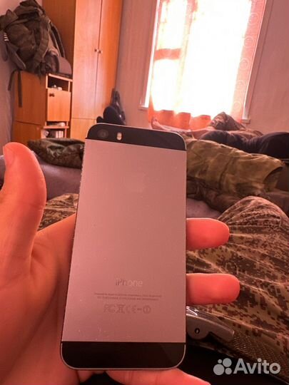 iPhone 5S, 64 ГБ