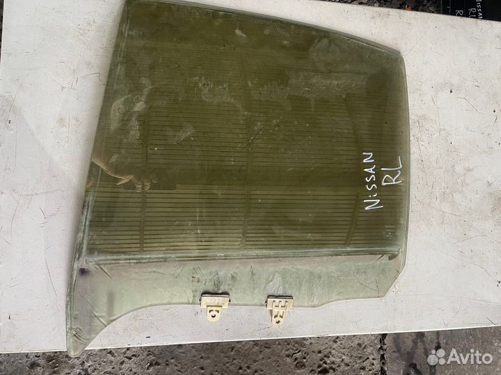 Боковое стекло almera n15