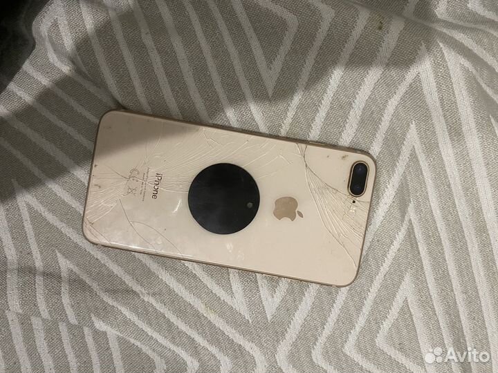 iPhone 8 Plus, 64 ГБ