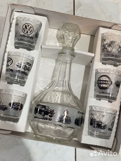 Рюмки и графин