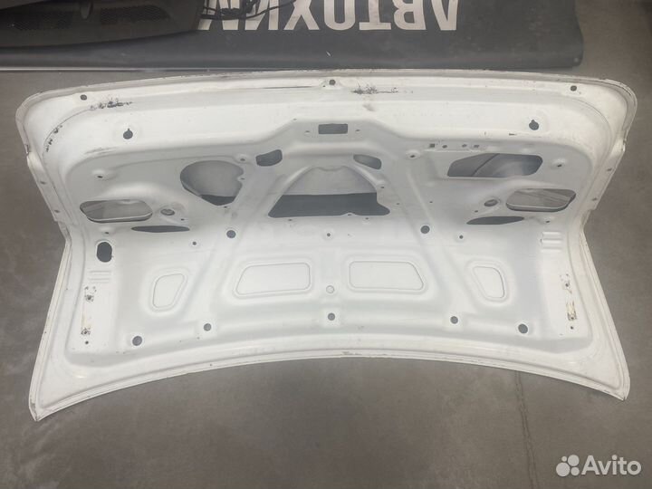 Крышка багажника Kia Rio 3