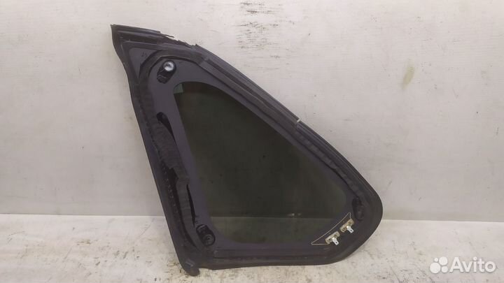 Стекло кузова заднее правое Toyota Rav4 XA50 2018