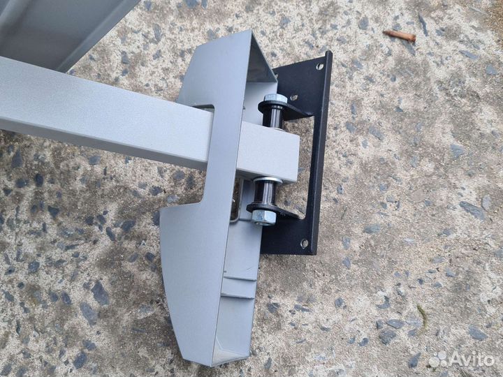 Полка для телевизора