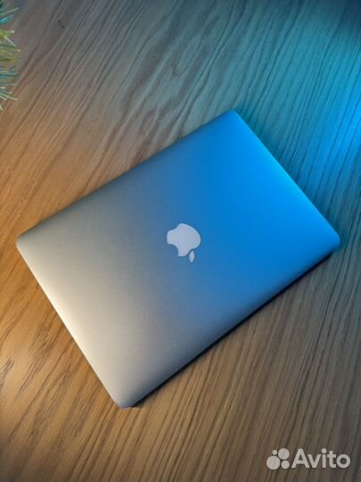 Apple Macbook Air 13