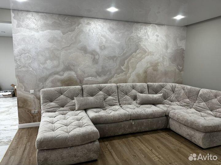 Большой угловой диван