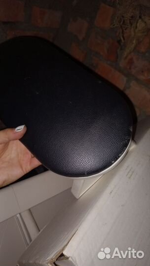 Подставки для маникюра для рук бу