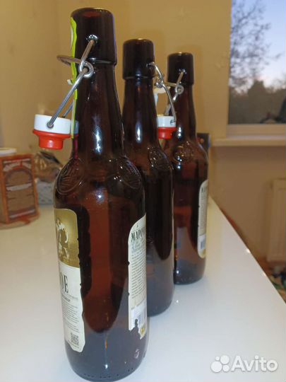 Бутылки бугельные