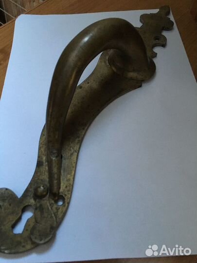Ручка дверная старинная большая латунная