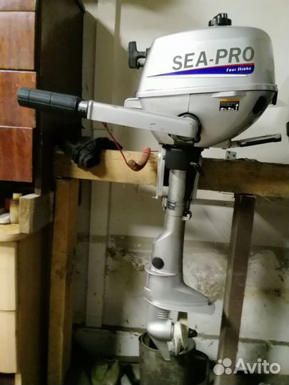 Лодочный мотор