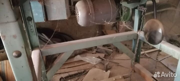 Швейная машинка профессиональная