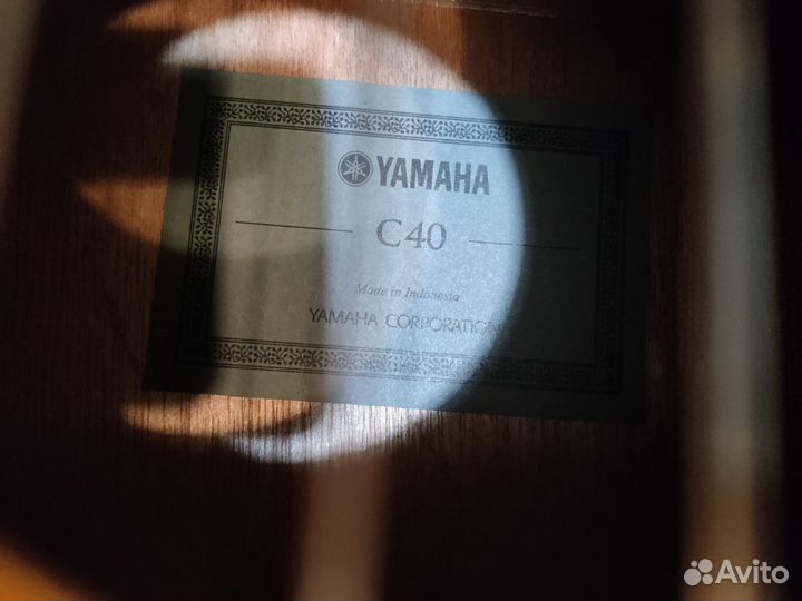 Классическая Гитара Yamaha C40