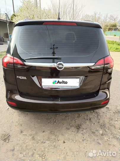 Opel Zafira 1.8 МТ, 2014, 220 000 км