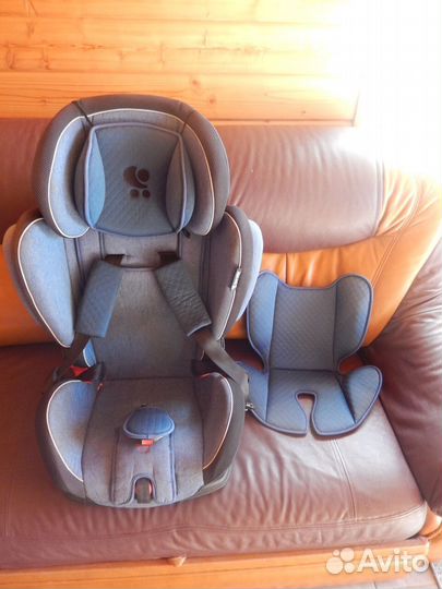Детское автокресло с регулятором роста и объёма