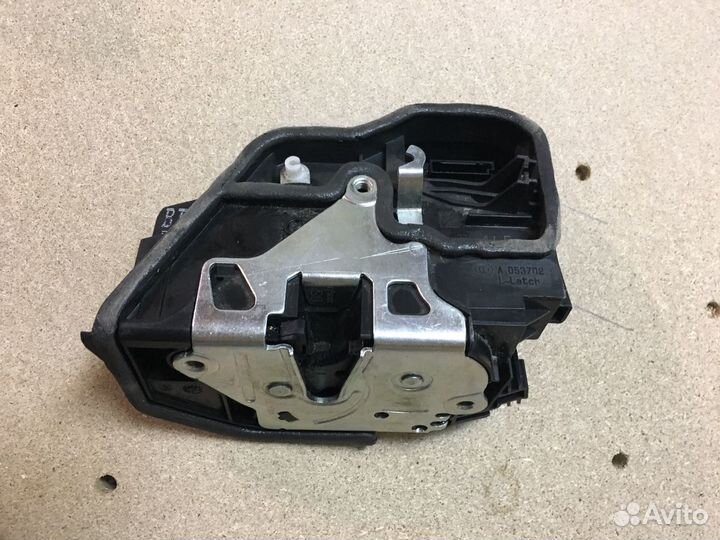 Замок левый (водительский) bmw f30