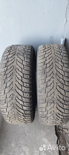 Nokian Tyres Hakkapeliitta 9 215/60 R16 99