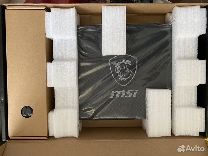 Игровой ноутбук msi 15.6(Stealth 15M A21SEK-205RU)