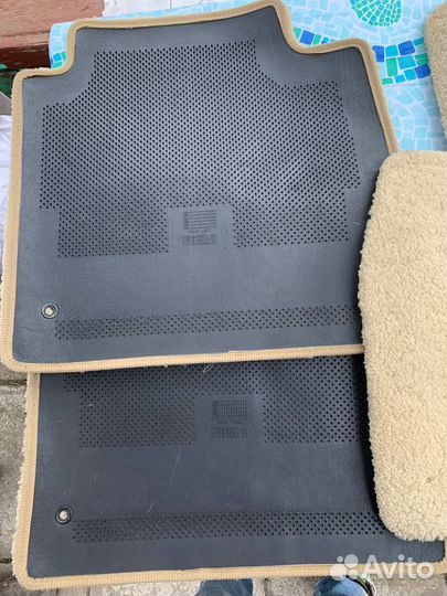 Автомобильные коврики lexus