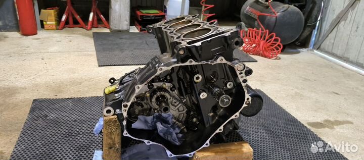 Honda cb1000r cbr1000rr 04-07 двигатель шортблок