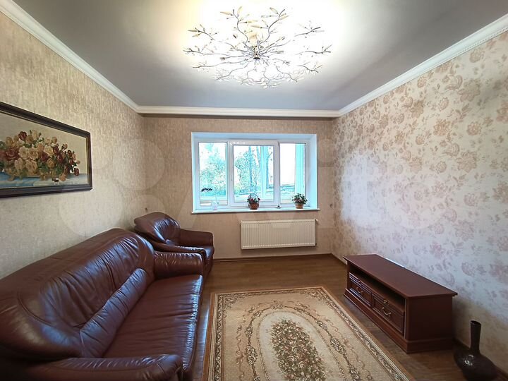 2-к. квартира, 52,7 м², 1/2 эт.