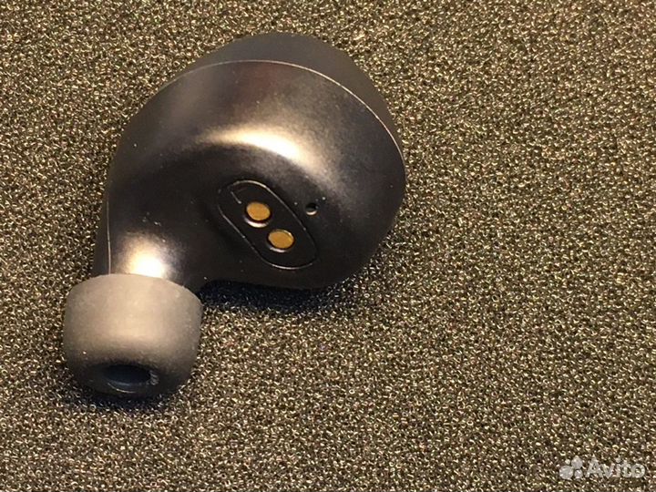 C100 T100 TWS пара наушников JBL tune