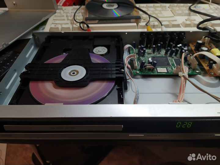 Dvd проигрыватель Philips DVP3148/51 с караоке