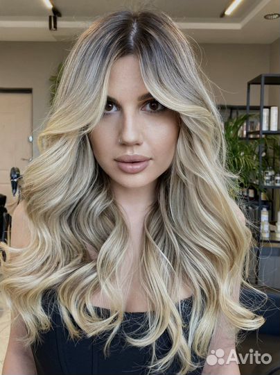 Модель на наращивания волос