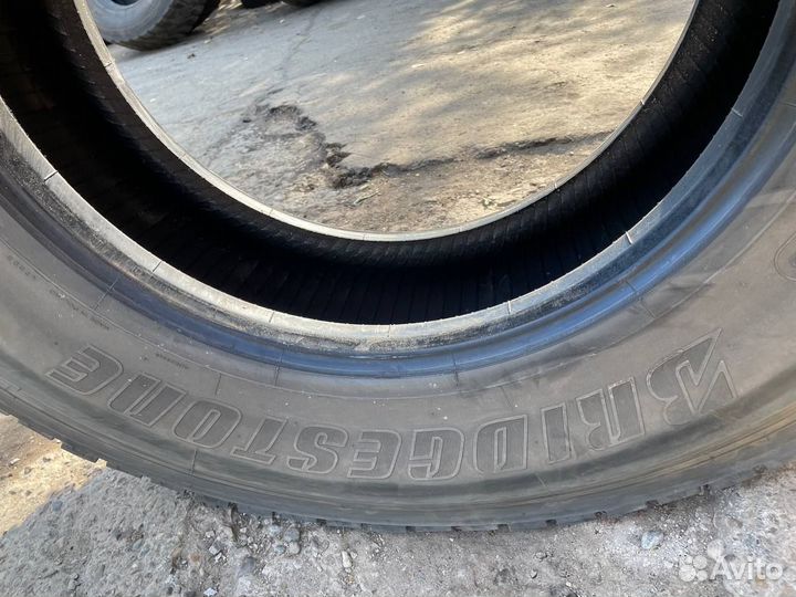 Грузовая шина бу 295 80 22 5 Бриджстоун