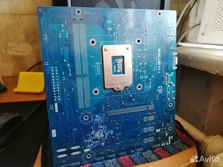 Материнская плата LGA 1155 (H61)