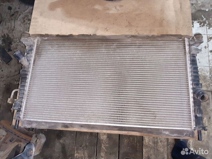 Радиатор охлождения Ford Focusll