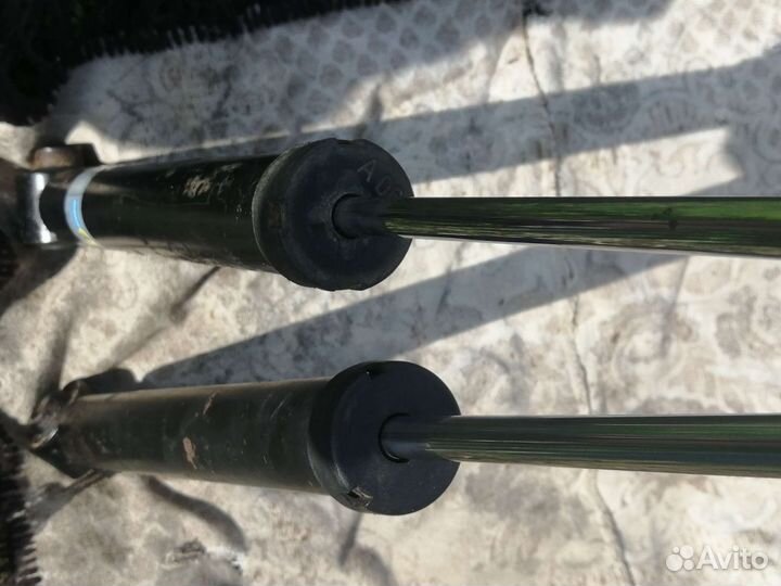 Стойки задние на ауди а4 б5