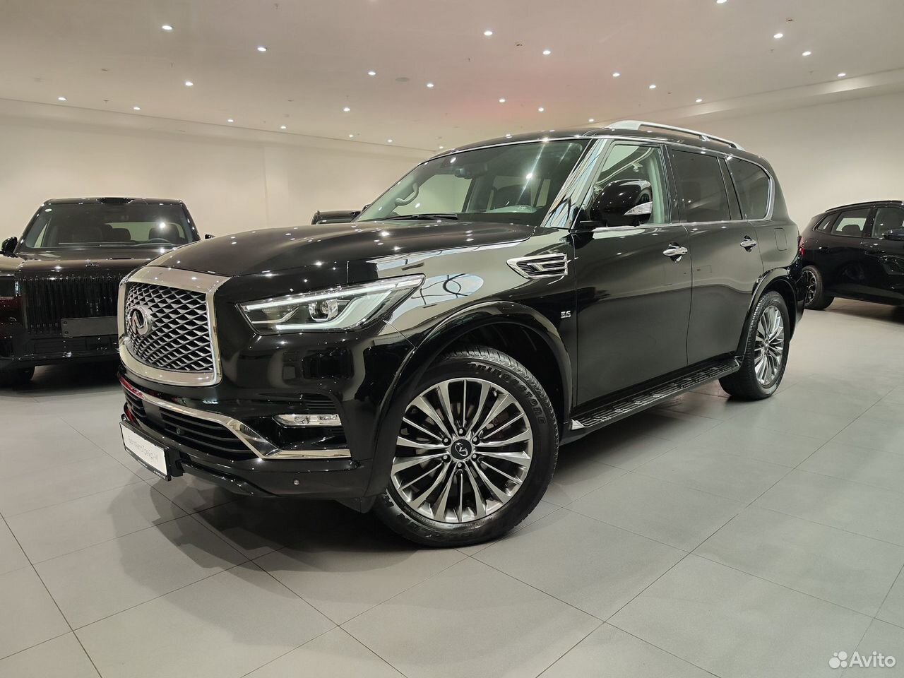 Infiniti QX80 5.6 AT, 2018, 54 944 км