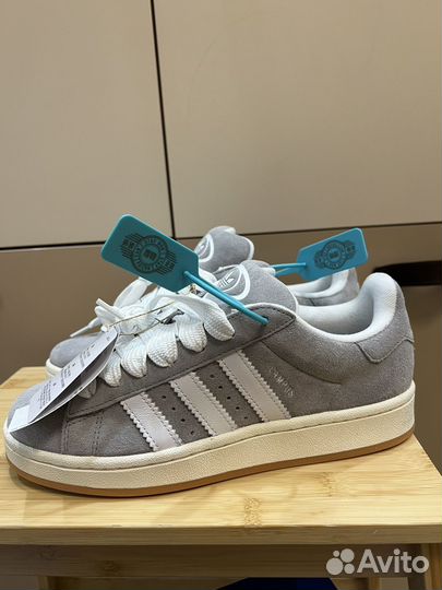 Adidas campus 00s