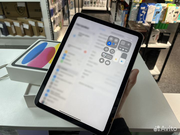 iPad 10 2022 64GB / практически новый 100%