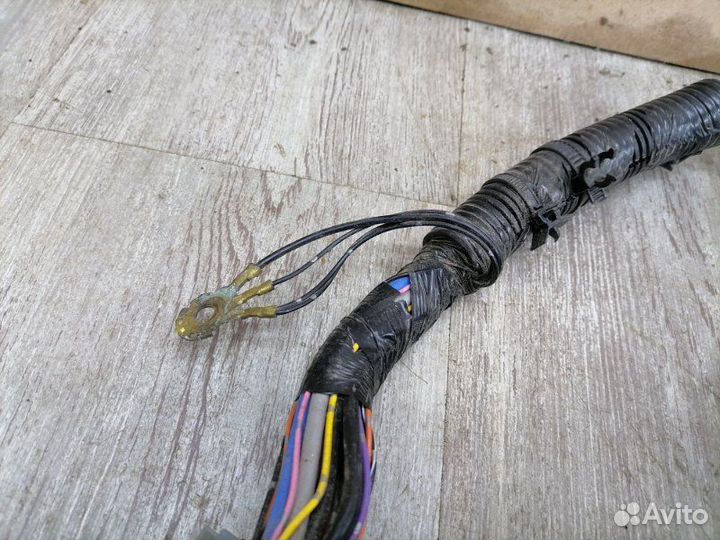 Проводка коса салонная правая Infiniti Fx35 S50
