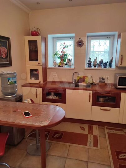 Дом 260 м² на участке 6,4 сот.