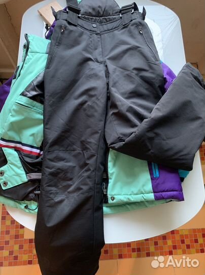 Детский горнолыжный костюм для девочки