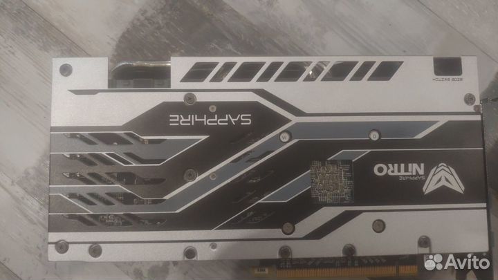 Видеокарта Sapphire Nitro+ Radeon RX 570 8G