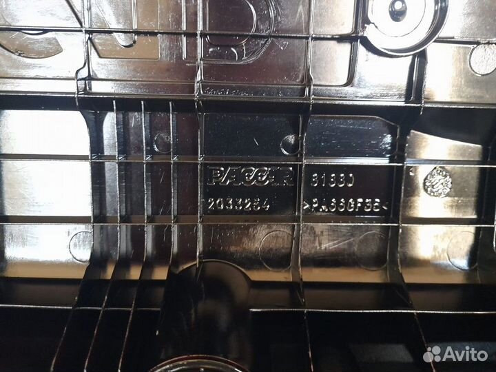 Крышка клапанная Daf XF106