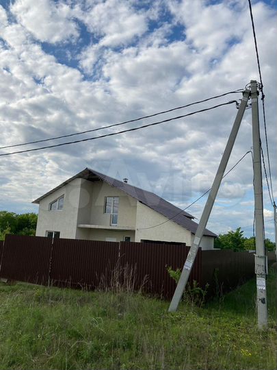 Дом 185 м² на участке 12 сот.