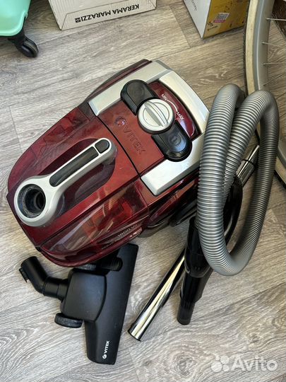 Пылесос vitek