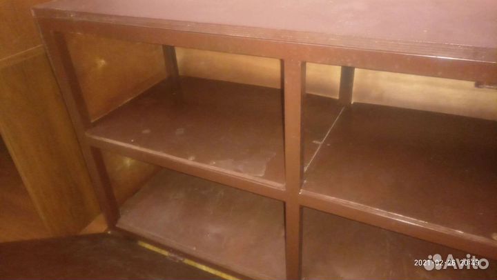 Тумбочка под аквариум