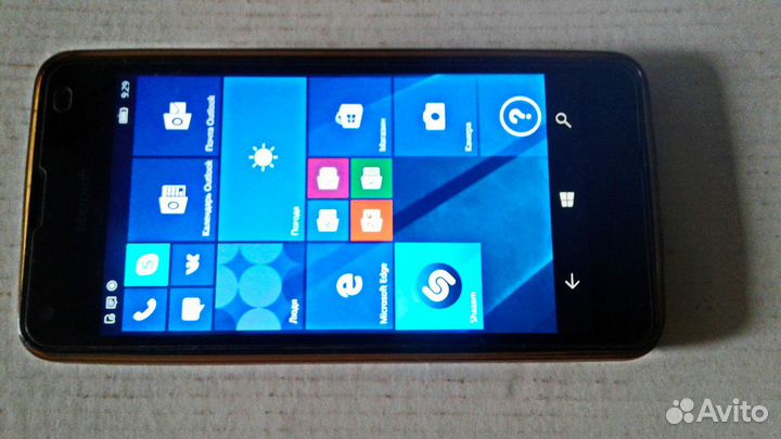 Nokia Lumia 550 (Microsoft RM-1127) с Windows 10