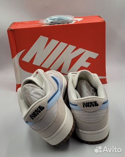 Nike dink low