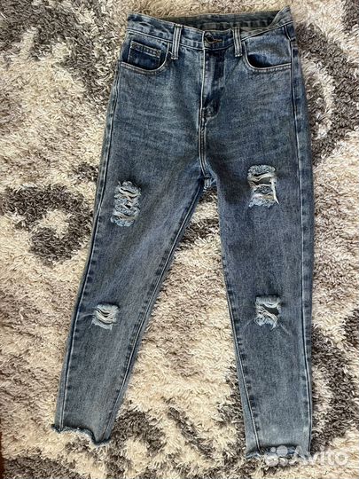 Джинсы